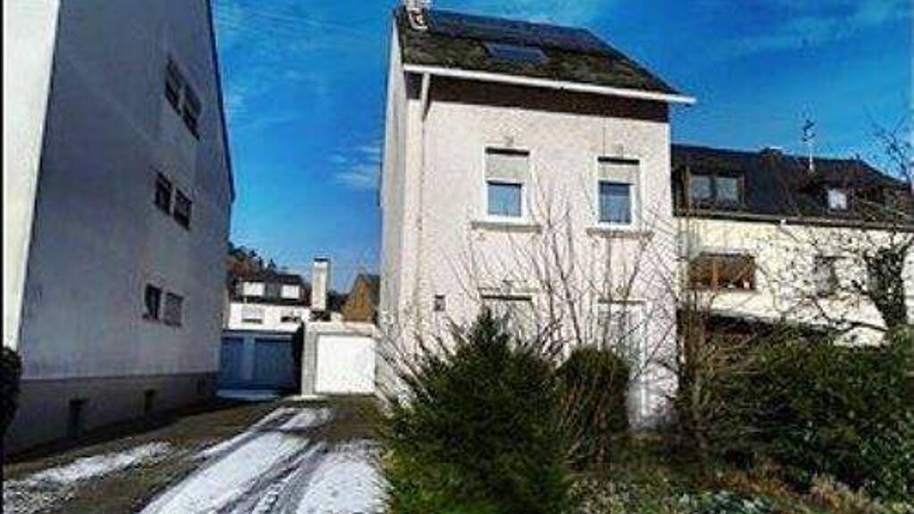 Einfamilienhaus zum Kauf provisionsfrei 313.000 € 1 Zimmer 160 m² 334 m² Grundstück Zewen Trier 54294