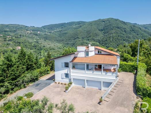 Haus zum Kauf 750.000 € 5 Zimmer 400 m² 3.650 m² Grundstück Fosdinovo