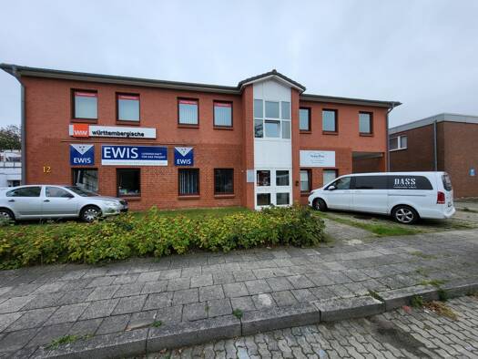 Bürofläche zur Miete 900 € 3 Zimmer 106 m² Bürofläche St. Lorenz Nord St. Lorenz-Nord 23556