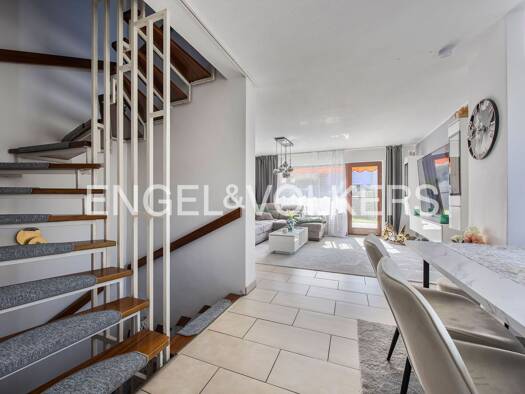 Reihenendhaus zum Kauf 460.000 € 4 Zimmer 98 m² 143 m² Grundstück Vogelherd Schwabach 91126