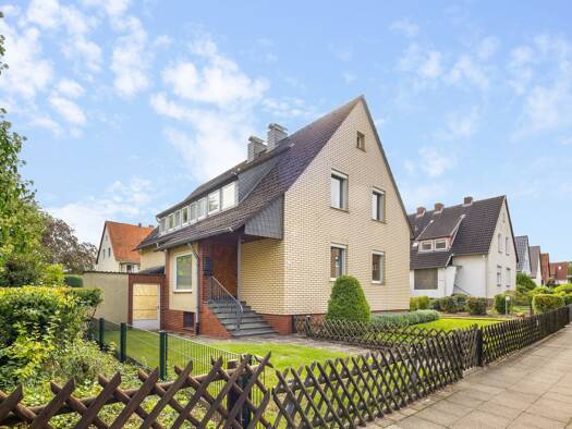 Mehrfamilienhaus zum Kauf 720.000 € 8 Zimmer 178 m² 801 m² Grundstück Ahlem Hannover 30453