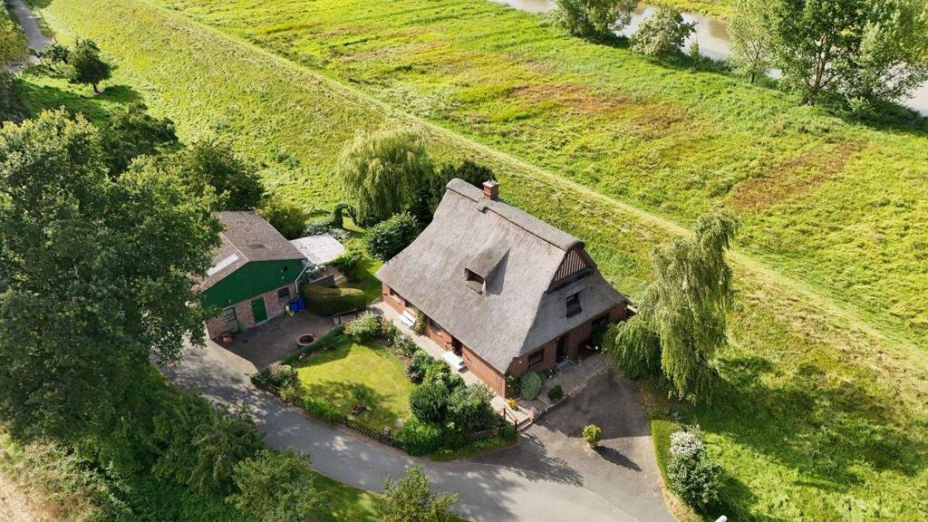 Einfamilienhaus zum Kauf 590.000 € 6 Zimmer 169 m² 13.870 m² Grundstück frei ab sofort Moorrege 25436