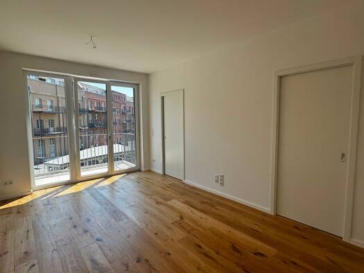 Wohnung zur Miete 577 € 2,5 Zimmer 43 m² Geschoss 1/4 frei ab sofort Fabrikstraße Schkeuditz Schkeuditz 04435