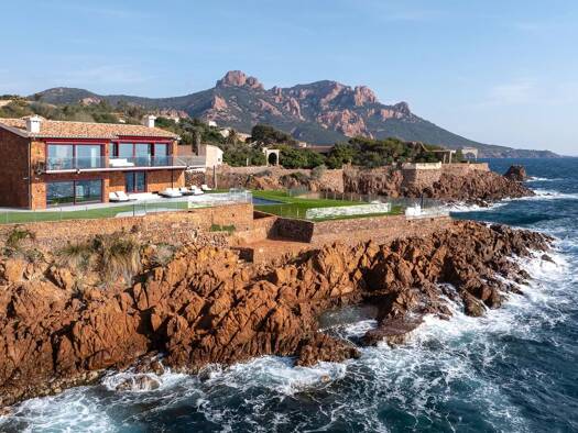 Einfamilienhaus zum Kauf 7.700.000 € 310 m² 2.000 m² Grundstück Le Dramont-Agay-Anthéor-Le Trayas Saint-Raphaël 83530