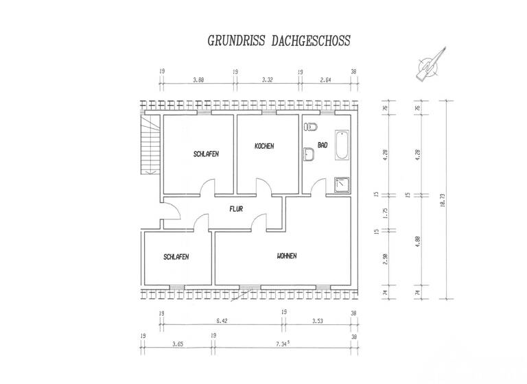 Wohnung zur Miete 566 € 3 Zimmer 83,2 m²<br/>Wohnfläche Dachgeschoss<br/>Geschoss ab sofort<br/>Verfügbarkeit Genthin Genthin 39307
