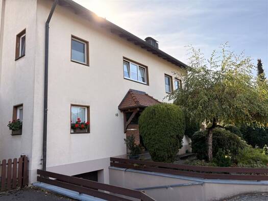 Wohnung zur Miete 850 € 3 Zimmer 96 m² frei ab 01.01.2027 Adelhausen Rheinfelden (Baden) 79618