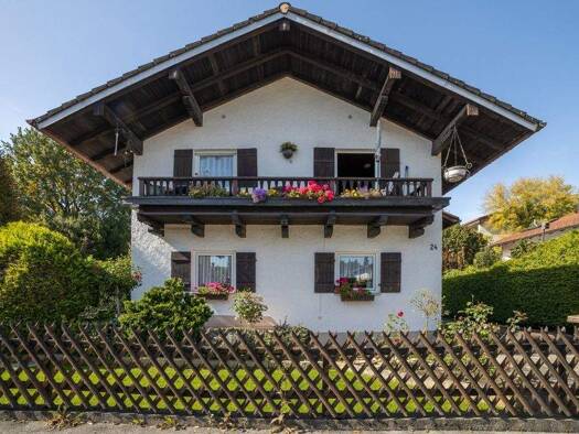 Mehrfamilienhaus zum Kauf 849.000 € 7 Zimmer 204 m² 712 m² Grundstück Kolbermoor 83059