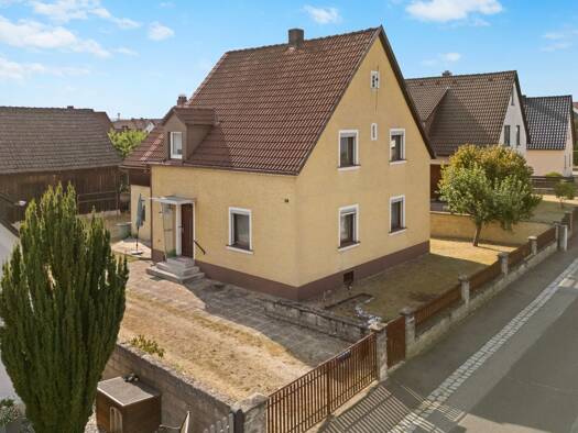 Einfamilienhaus zum Kauf 129.000 € 6 Zimmer 115 m² 699 m² Grundstück Mantel Mantel 92708