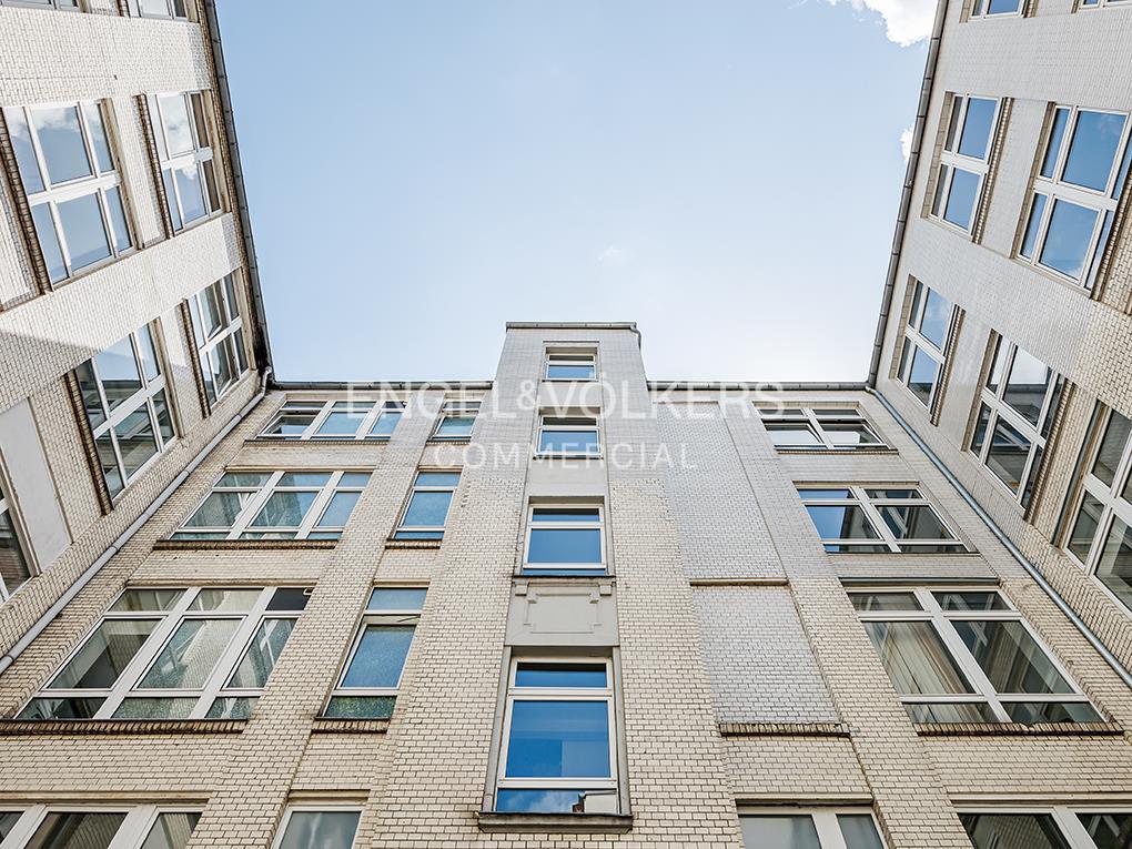 Büro-/Praxisfläche zur Miete 25 € 1.858,9 m²<br/>Bürofläche ab 294,2 m²<br/>Teilbarkeit Kreuzberg Berlin 10963