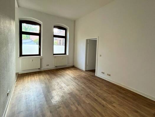 Wohnung zur Miete 309 € 2 Zimmer 45 m² Buckau Buckau 39104
