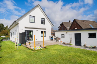 Einfamilienhaus zum Kauf provisionsfrei 639.000 € 4 Zimmer 135 m² 610 m² Grundstück Elmenhorst 23869