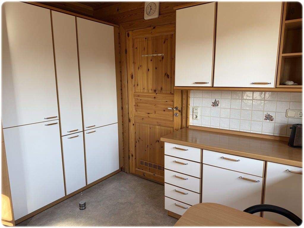 Immobilie in Vöhl - Gepflegtes Wohnblockhaus mit Wintergarten und großem Grundstück! - Bild 3