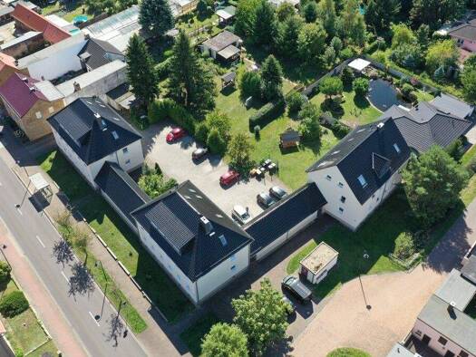 Wohnanlage zum Kauf als Kapitalanlage geeignet 1.450.000 € 900 m² 2.712 m² Grundstück Friedersdorf 06774