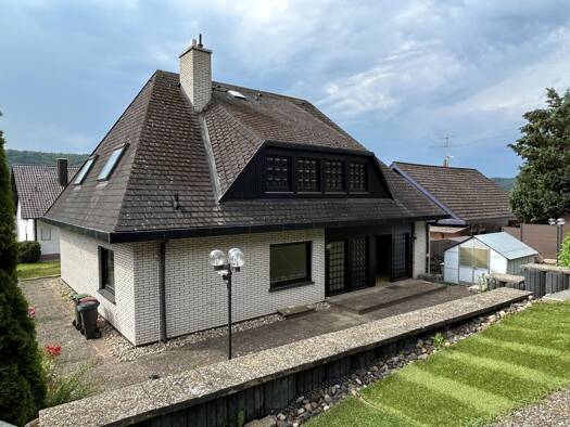 Einfamilienhaus zum Kauf 395.000 € 8 Zimmer 180 m² 661 m² Grundstück Kinding Kinding 85125
