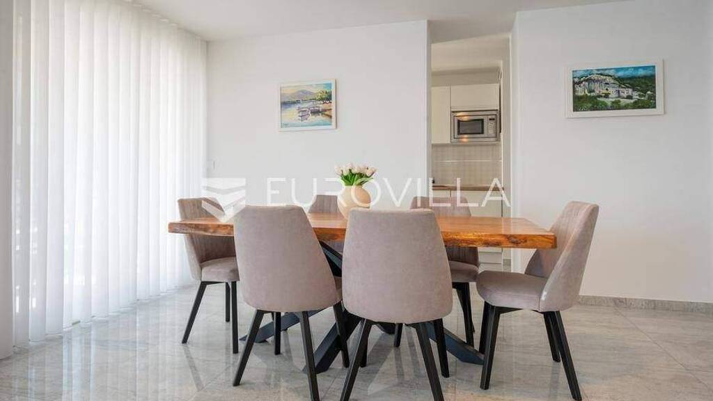 Wohnung zur Miete 2.650 € 4 Zimmer 140 m² 2. Geschoss Spinciceva Bacvice - Firule 21000