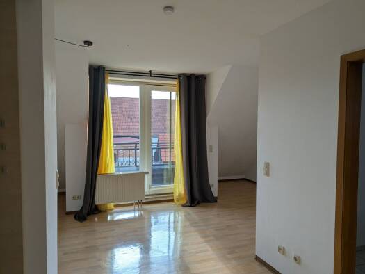 Wohnung zur Miete 750 € 3 Zimmer 65,9 m² 2. Geschoss frei ab 01.09.2026 Maria-Gebbert-Straße 13 Uttenreuth 91080