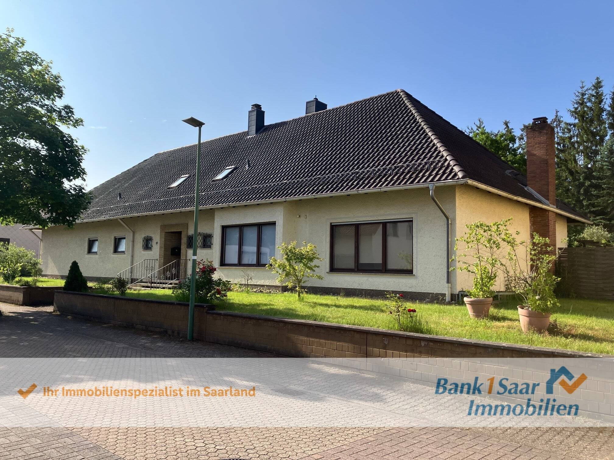 Einfamilienhaus zum Kauf 695.000 € 8 Zimmer 374,4 m²<br/>Wohnfläche 2.240 m²<br/>Grundstück ab sofort<br/>Verfügbarkeit Limbach Kirkel 66459