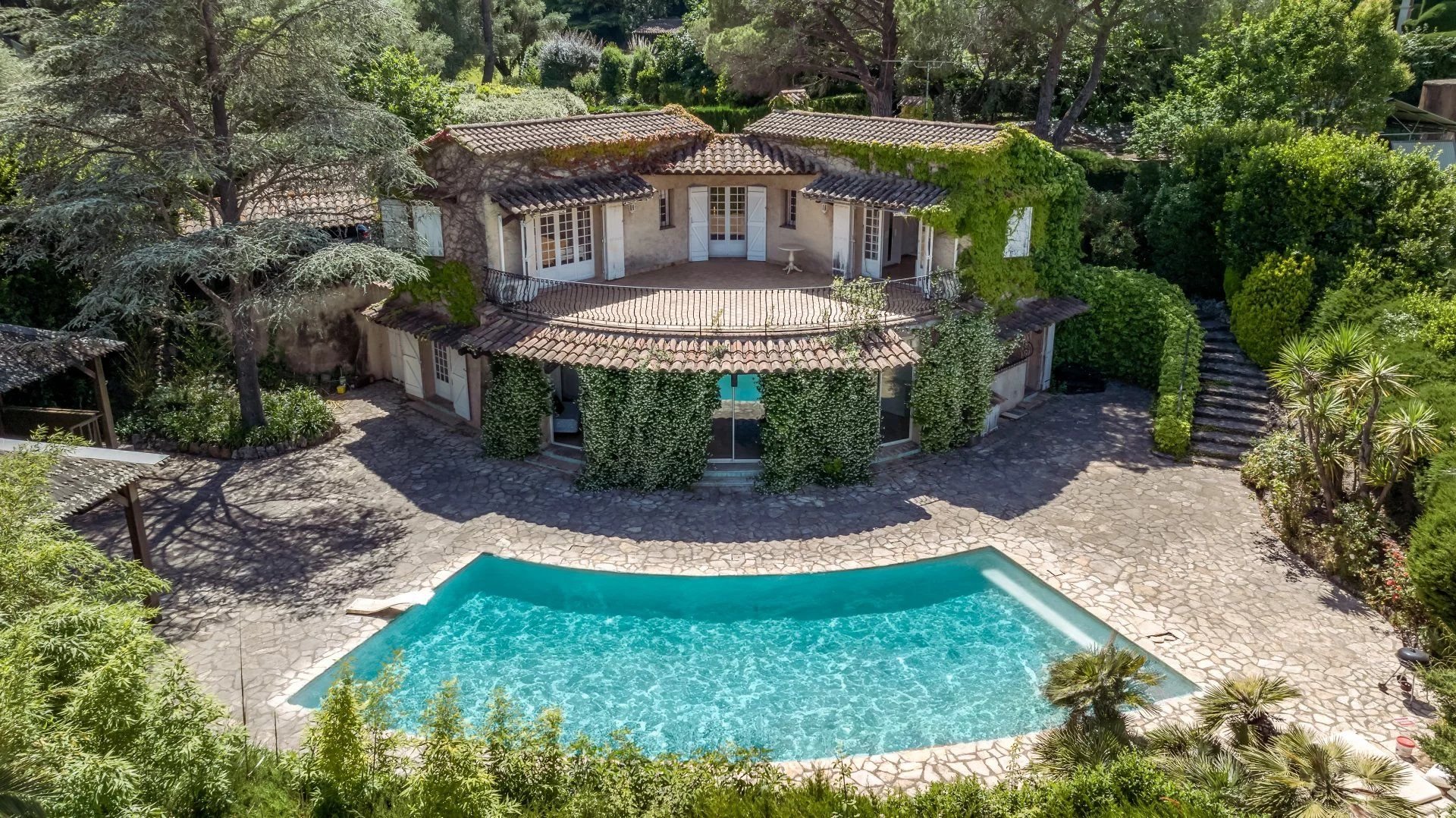 Einfamilienhaus zum Kauf 1.060.000 € 5 Zimmer 162 m²<br/>Wohnfläche 1.570 m²<br/>Grundstück Les Colles-Camp Lauvas-Font de l'Orme MOUGINS 06250