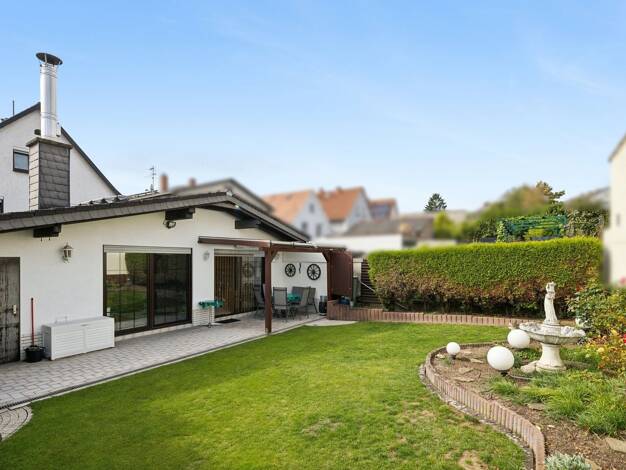 Mehrfamilienhaus zum Kauf 835.000 € 8 Zimmer 261 m² 398 m² Grundstück Nieder-Mörlen Bad Nauheim 61231