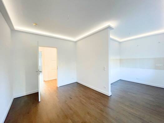 Wohnung zur Miete 735 € 3 Zimmer 66,8 m² frei ab 01.08.2026 Löbauer Straße 59 Schönefeld-Ost Leipzig 04347