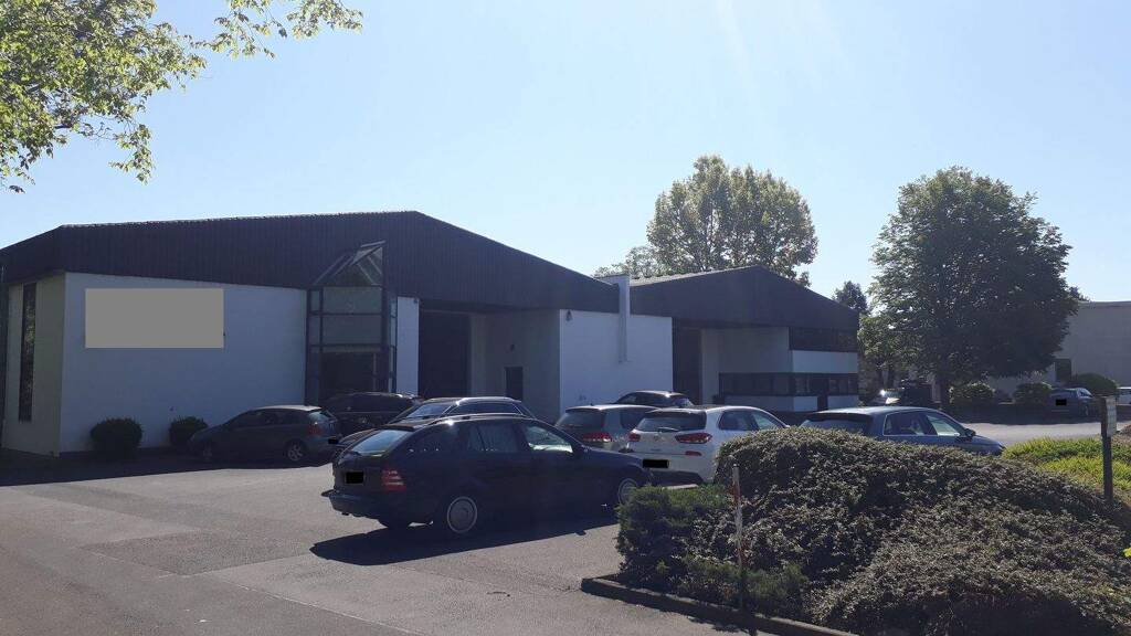 Lagerhalle zur Miete 2.330 m² Lagerfläche teilbar ab 1.150 m² Süsterfeld/Helleböhn Kassel 34134
