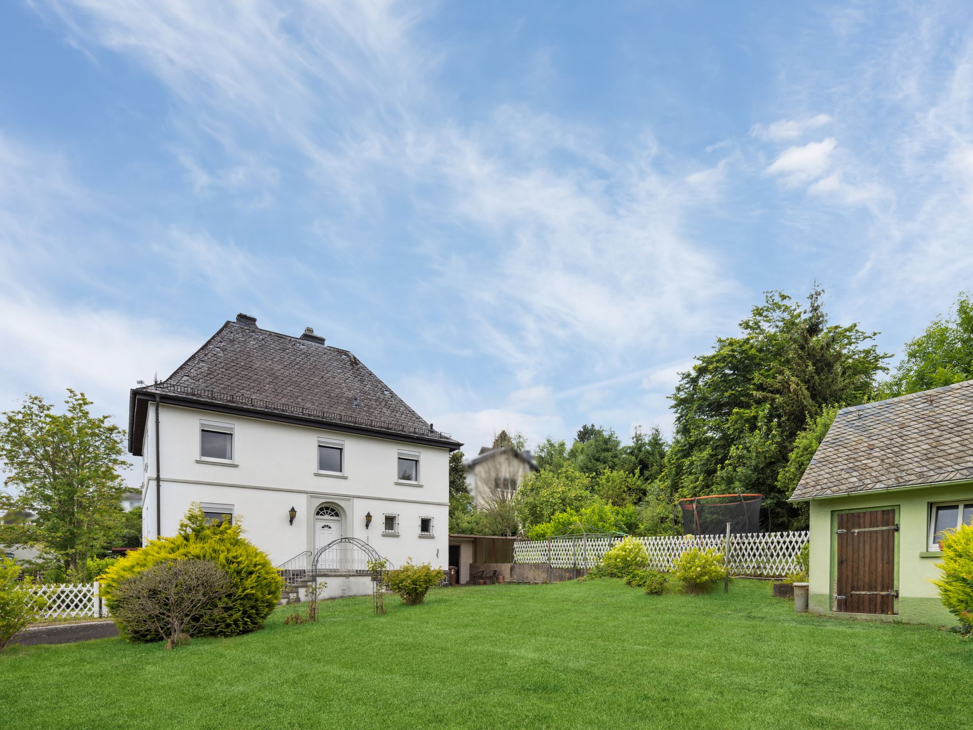 Einfamilienhaus zum Kauf 320.000 € 7 Zimmer 240 m²<br/>Wohnfläche 1.100 m²<br/>Grundstück Beilstein Greifenstein 35753