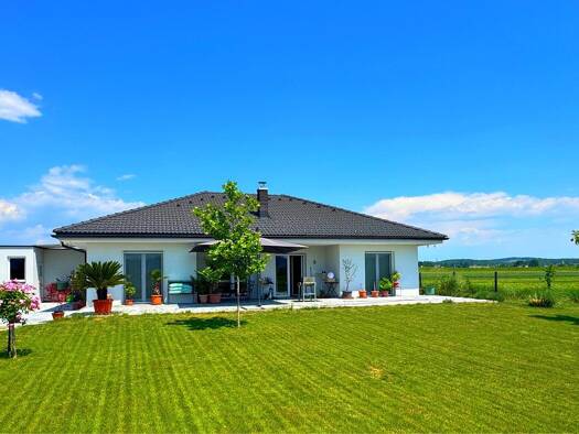 Bungalow zum Kauf 567.000 € 3 Zimmer 107,5 m² 1.433 m² Grundstück Königsdorf 7563