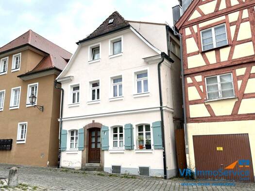 Mehrfamilienhaus zum Kauf 299.000 € 9 Zimmer 174 m² 98 m² Grundstück Ansbach 91522