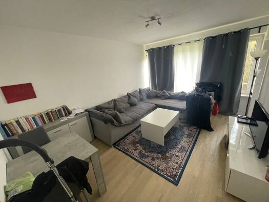 Wohnung zur Miete 325 € 1,5 Zimmer 37 m² Geschoss 1/1 frei ab sofort Farmsen-Berne Hamburg 22159