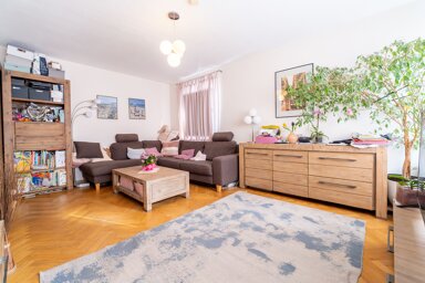 Wohnung zum Kauf 249.500 € 3 Zimmer 72 m² 3. Geschoss Kurpark Stuttgart 70372