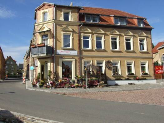 Wohnung zur Miete 260 € 2 Zimmer 42 m² 1. Geschoss Markt 10 Siebenlehn Großschirma 09603