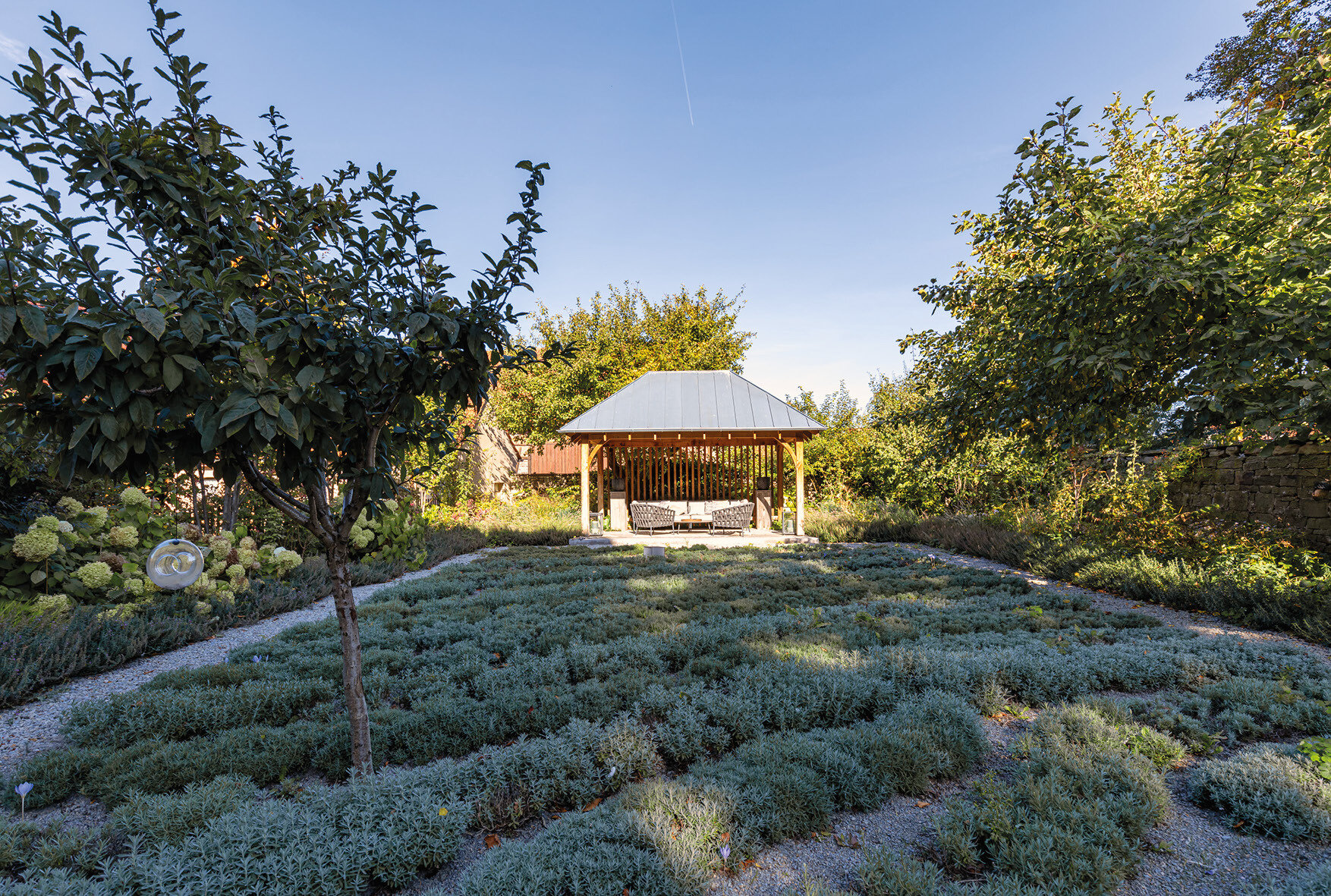 Mehrfamilienhaus zum Kauf 8 Zimmer 240 m²<br/>Wohnfläche 1.100 m²<br/>Grundstück Großrudestedt Großrudestedt