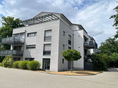 Wohnung zur Miete 740 € 2 Zimmer 61,9 m² Geschoss 1/3 frei ab 01.08.2025 Rhönblick 1 Bad Neustadt Bad Neustadt an der Saale 97616