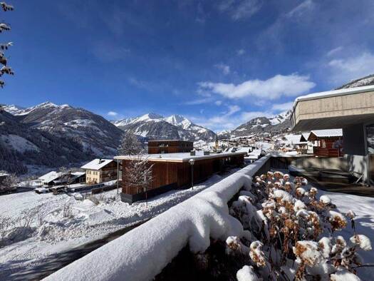 Haus zum Kauf 7 Zimmer 382 m² Virgen 9972