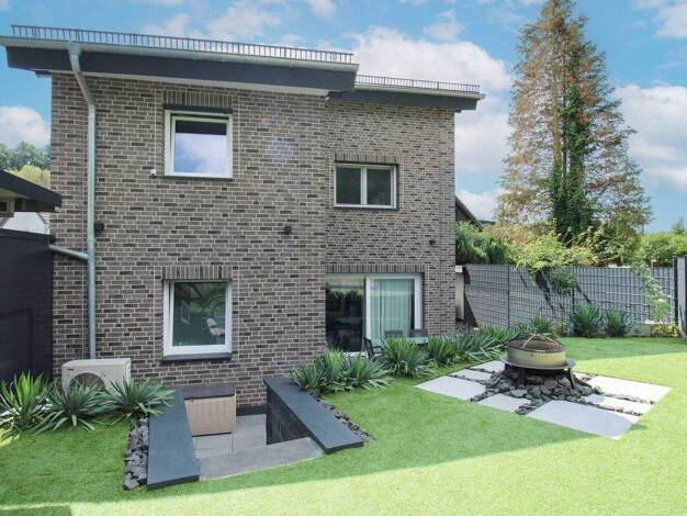 Einfamilienhaus zum Kauf 695.000 € 5 Zimmer 172 m² 300 m² Grundstück Allner Hennef 53773