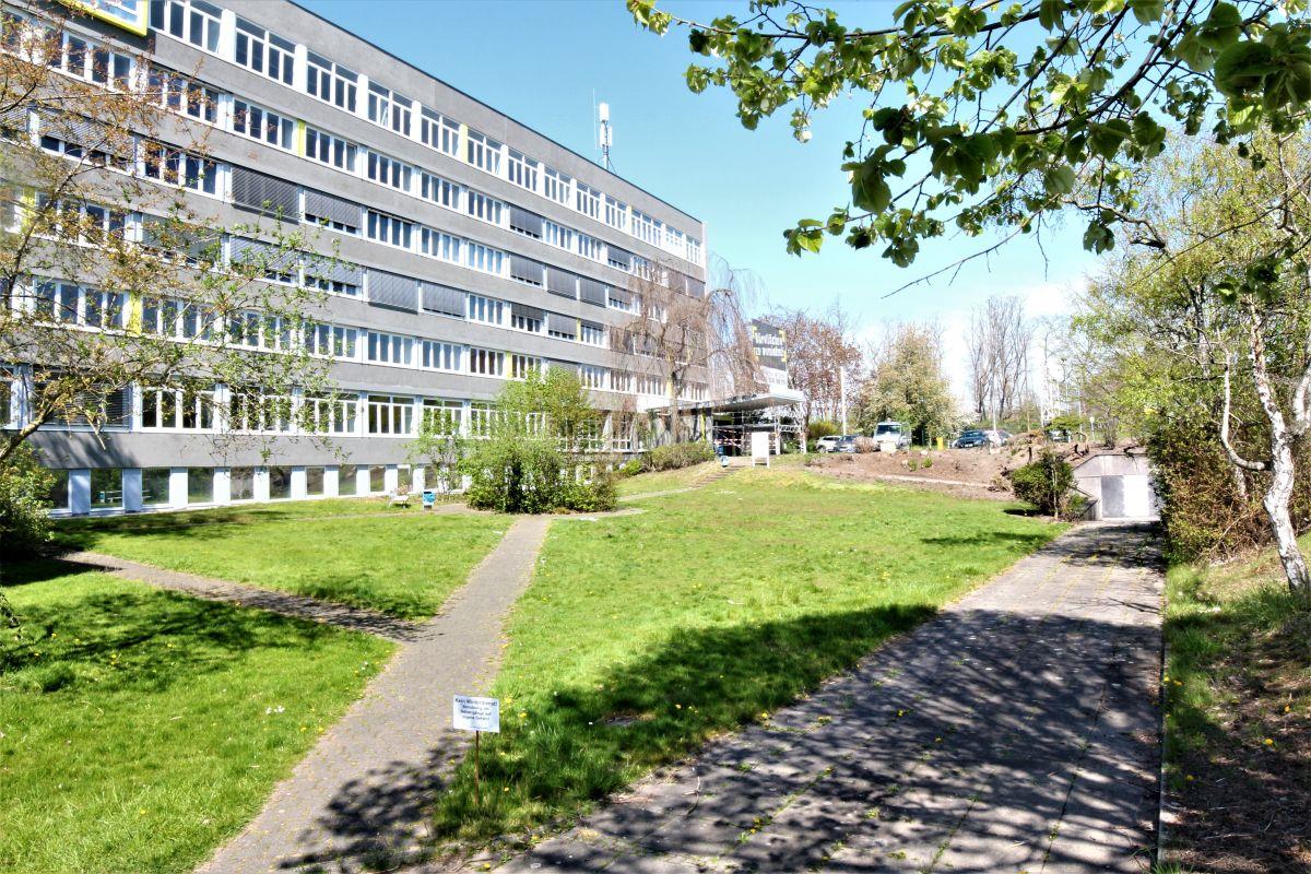 Bürofläche zur Miete provisionsfrei 8 € 552 m²<br/>Bürofläche ab 552 m²<br/>Teilbarkeit Welper Hattingen 45527