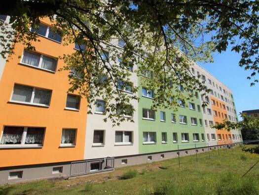 Wohnung zur Miete 305 € 2 Zimmer 47,1 m² 3. Geschoss Julius-Fucik-Straße 2 Pößneck,Stadt Pößneck 07381