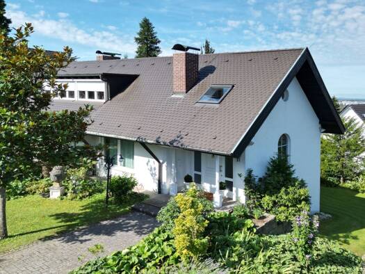 Mehrfamilienhaus zum Kauf 6 Zimmer 240,1 m² 972 m² Grundstück Freiburg i. Br. / Herdern 79104