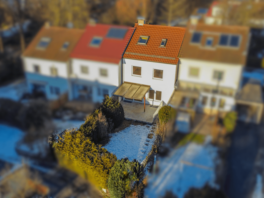 Reihenmittelhaus zum Kauf 390.000 € 5,5 Zimmer 123 m² 209 m² Grundstück Backnang 71522