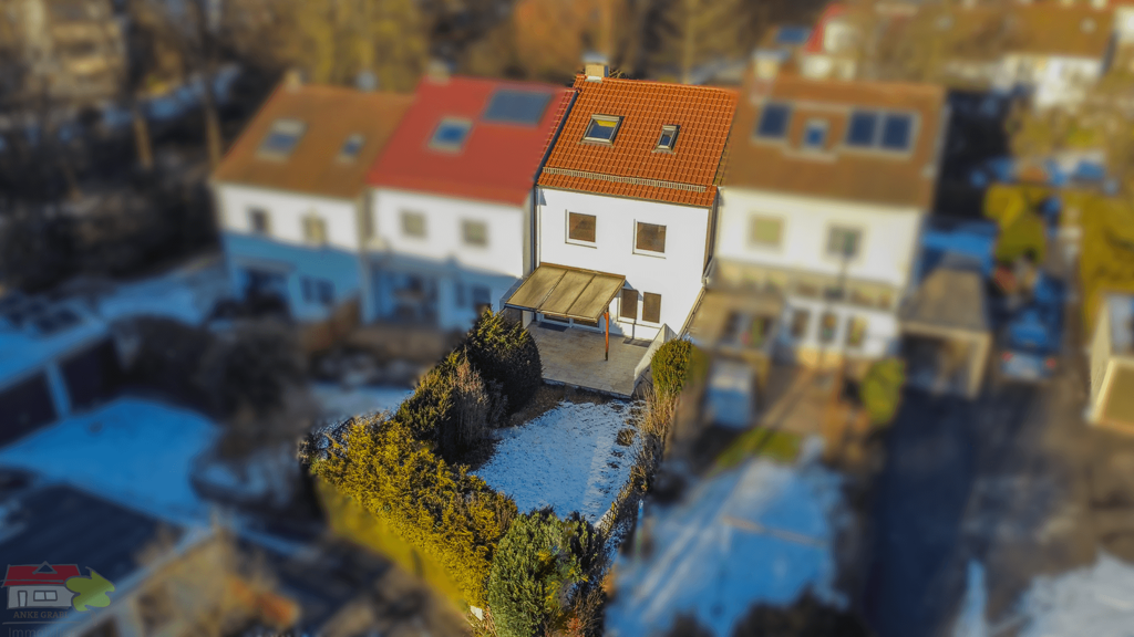 Reihenmittelhaus zum Kauf 390.000 € 5,5 Zimmer 123 m² 209 m² Grundstück Backnang 71522