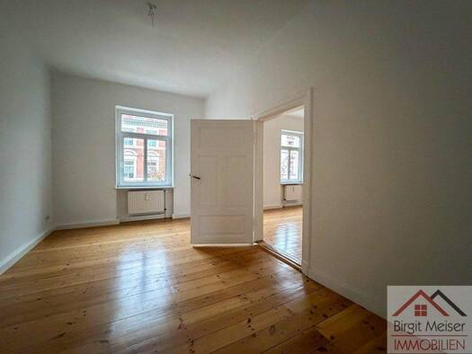 Wohnung zur Miete 438 € 2 Zimmer 56,1 m² Paulsstadt Schwerin 19053