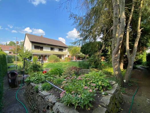 Einfamilienhaus zum Kauf provisionsfrei 1.300.000 € 5,5 Zimmer 200 m² 989 m² Grundstück frei ab sofort Sieglitzhof Erlangen 91054