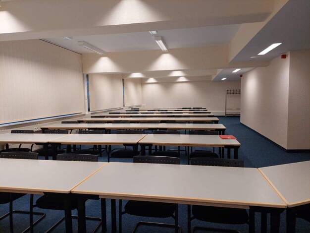 Bürofläche zur Miete provisionsfrei 302 € 51 m² Bürofläche Gewerbestraße Stenn Zwickau 08115