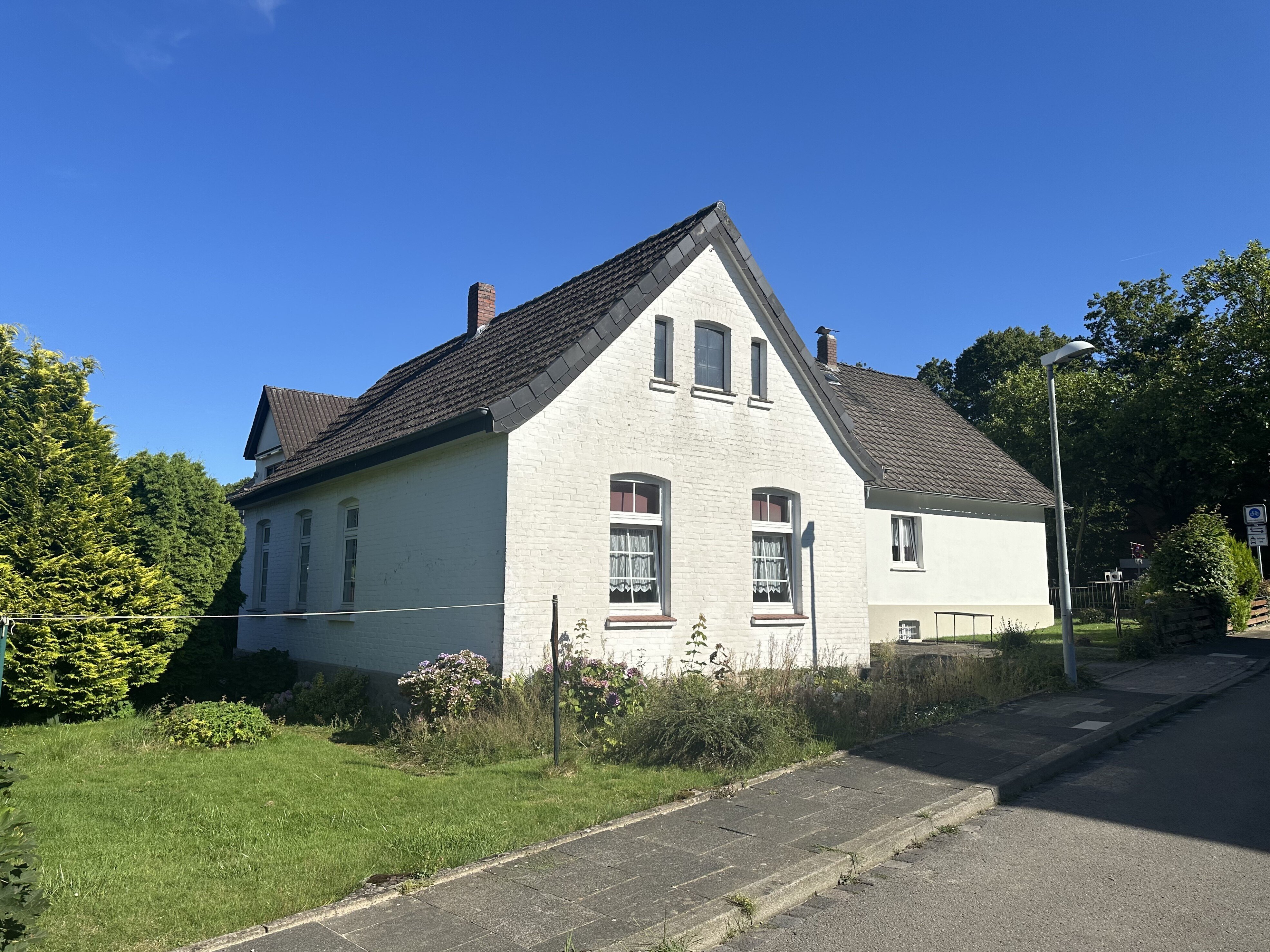 Einfamilienhaus zum Kauf provisionsfrei 88.000 € 5 Zimmer 80 m²<br/>Wohnfläche 360 m²<br/>Grundstück Bad Oeynhausen Bad Oeynhausen 32547