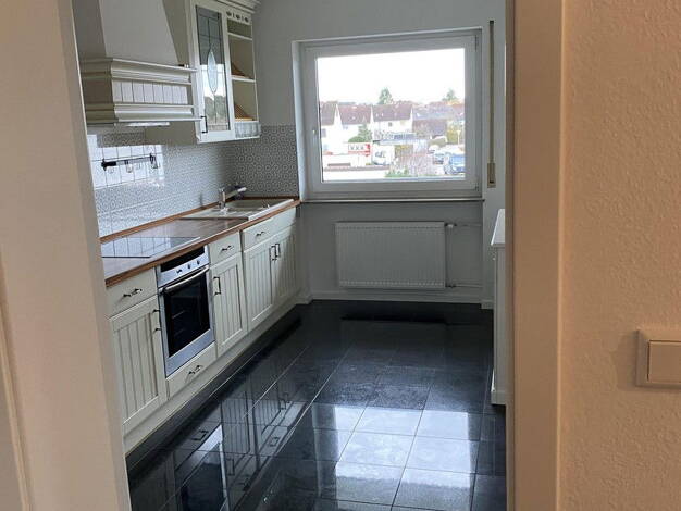 Wohnung zur Miete 950 € 3 Zimmer 105 m² 1. Geschoss frei ab sofort Neusitz Neusitz 91616