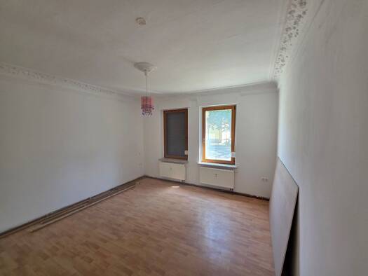 Wohnung zur Miete 468 € 3 Zimmer 78 m² frei ab 01.09.2026 Alte Poststraße 1 Reuden Elsteraue 06729