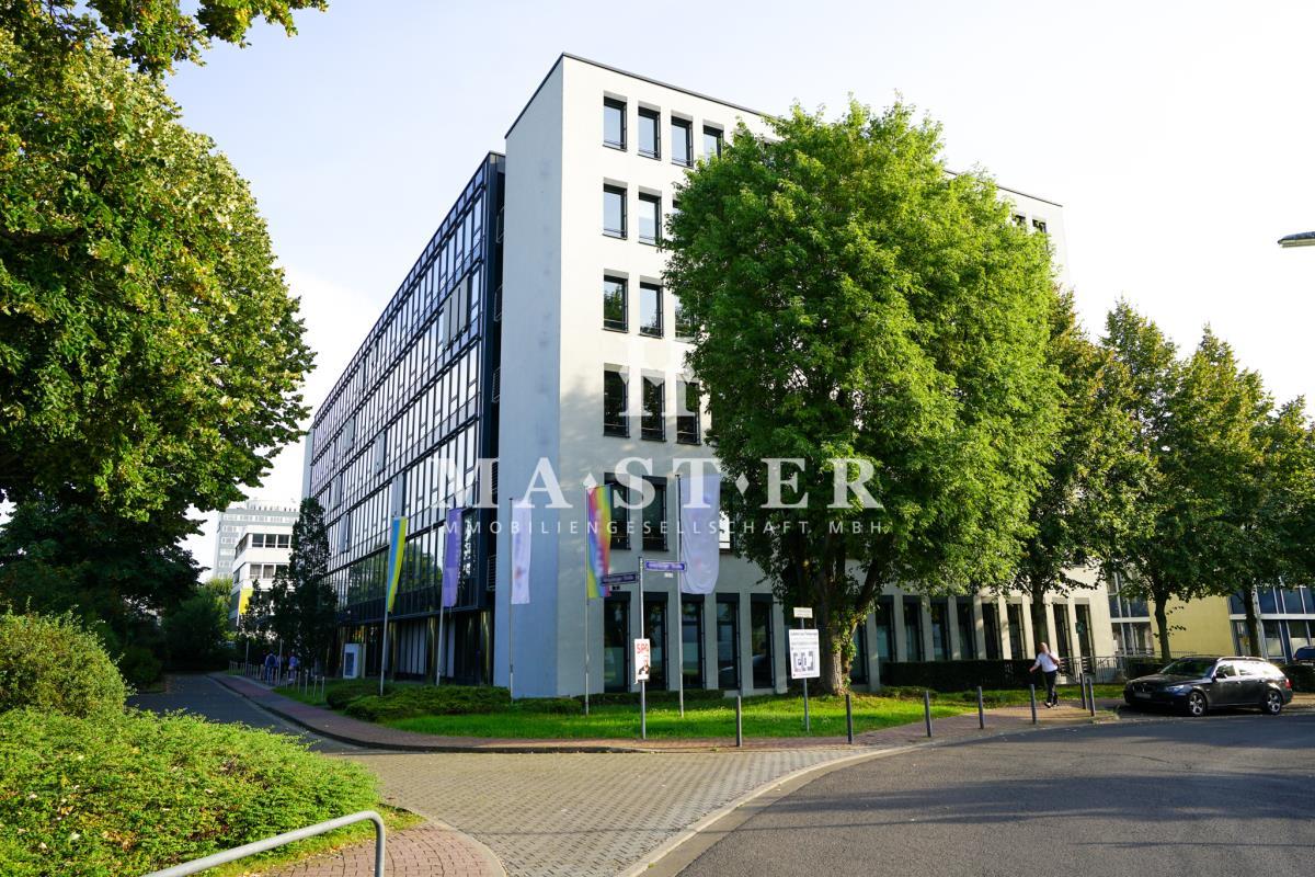 Bürofläche zur Miete 15 € 647,7 m²<br/>Bürofläche ab 647,7 m²<br/>Teilbarkeit Bockenheim Frankfurt 60487