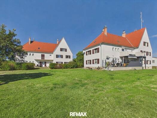 Sonstiges zum Kauf als Kapitalanlage geeignet 1.499.000 € 748,5 m² 6.039 m² Grundstück Rust 7071