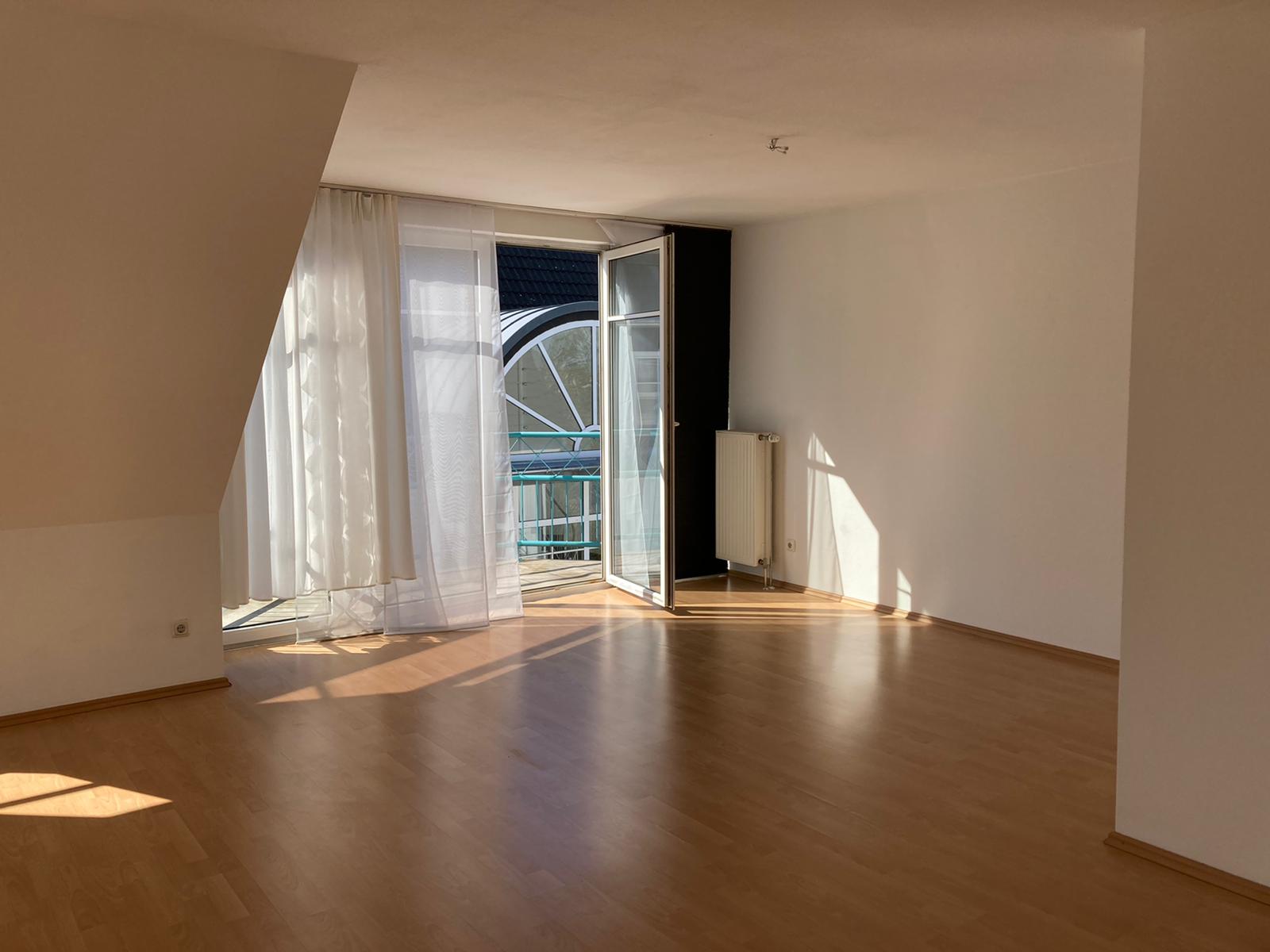 Wohnung zur Miete 915 € 2 Zimmer 72 m²<br/>Wohnfläche 4.<br/>Geschoss 01.01.2025<br/>Verfügbarkeit Friedländer Weg Beethovenstraße Göttingen 37085