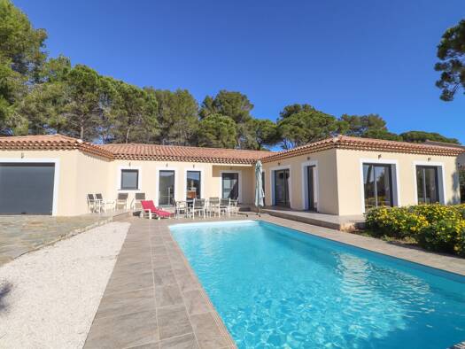 Einfamilienhaus zum Kauf 990.000 € 180 m² 1.676 m² Grundstück BAGNOLS EN FORET 83600